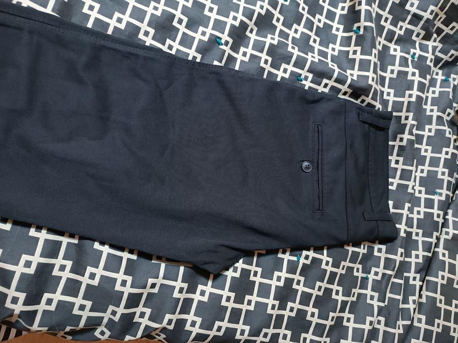 Blugi subțiri marca ZoroRed,mărimea L.