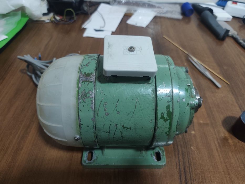 Электродвигатель асинхронный