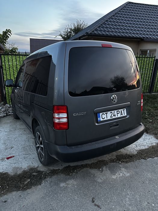 VOLKSWAGEN Caddy 2012 — imagine 3