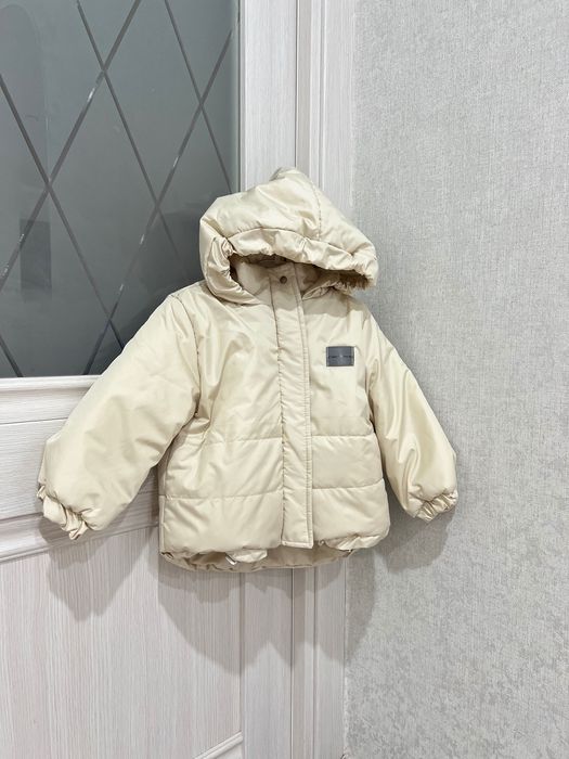 Продам детские куртки