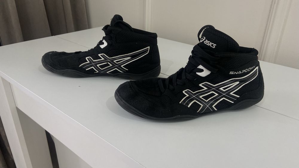 Продается борцовки