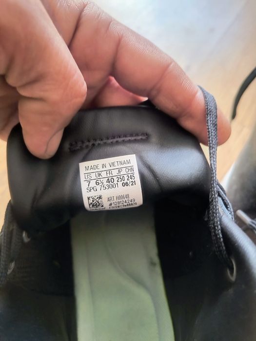 Кецове адидас, номер 40