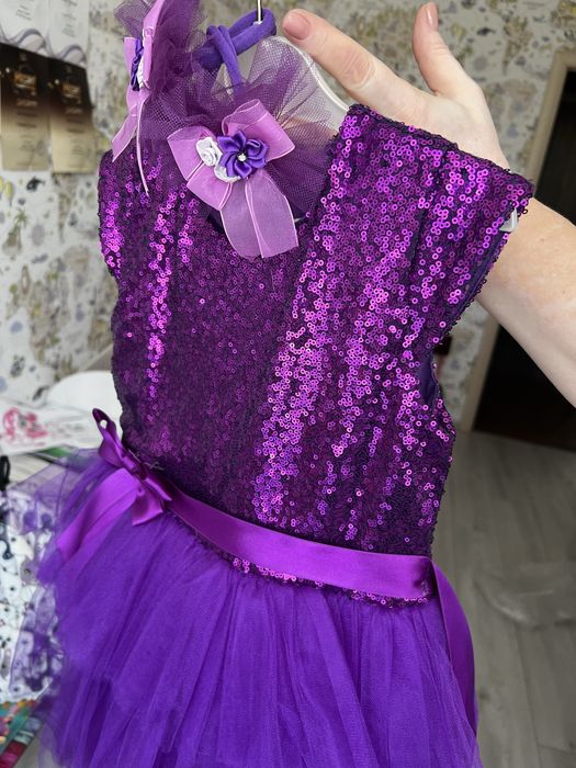 Продам детское праздничное платье