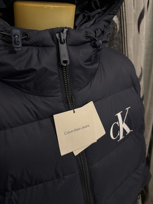 Calvin Klein яке