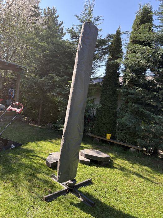 Umbrela 3 x 3 m cu grautati