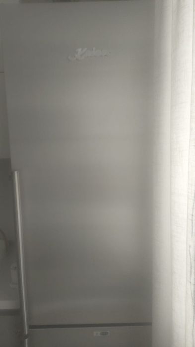 Продам холодильник Kaiser.