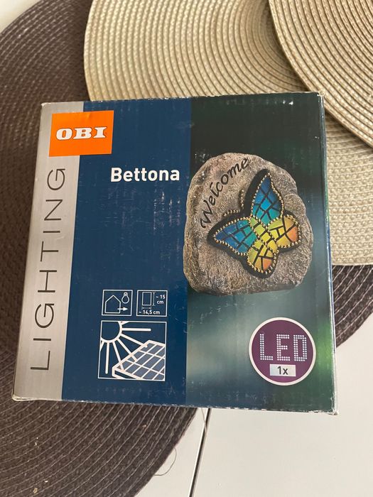 Анимиран соларен камък