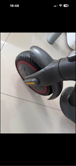 Xiomi Pro 2 Originala a functionat perfect ,dar am uitato descarcata cateva zile a intrat bateria in protectie nu mai incarca nu se aprinde ptr cine o