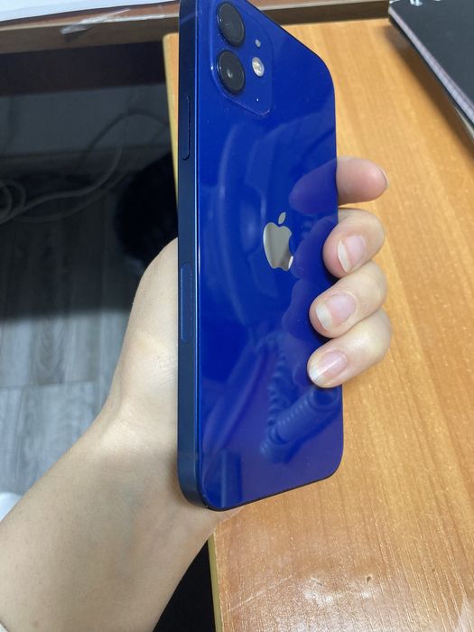 Iphone 12, 64 GB, в идеальном состояний,