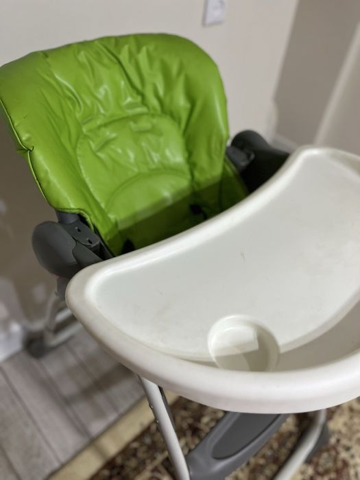 Стульчик для кормления малыша Chicco