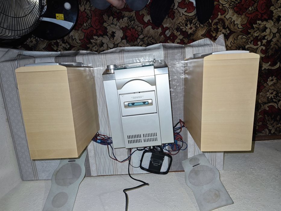 Muzikalniy sentr, Samsung MM-9B sotiladi, 800 ming