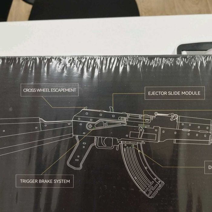Дървен 3D пъзел конструктор MiniCity AKM Hunting M – нов
