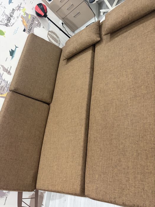 Срочно продам диван