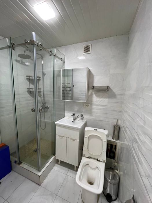 аренда Офис с Мебелью под Тур фирма и т.д. Рядом Метро 1 Этаж