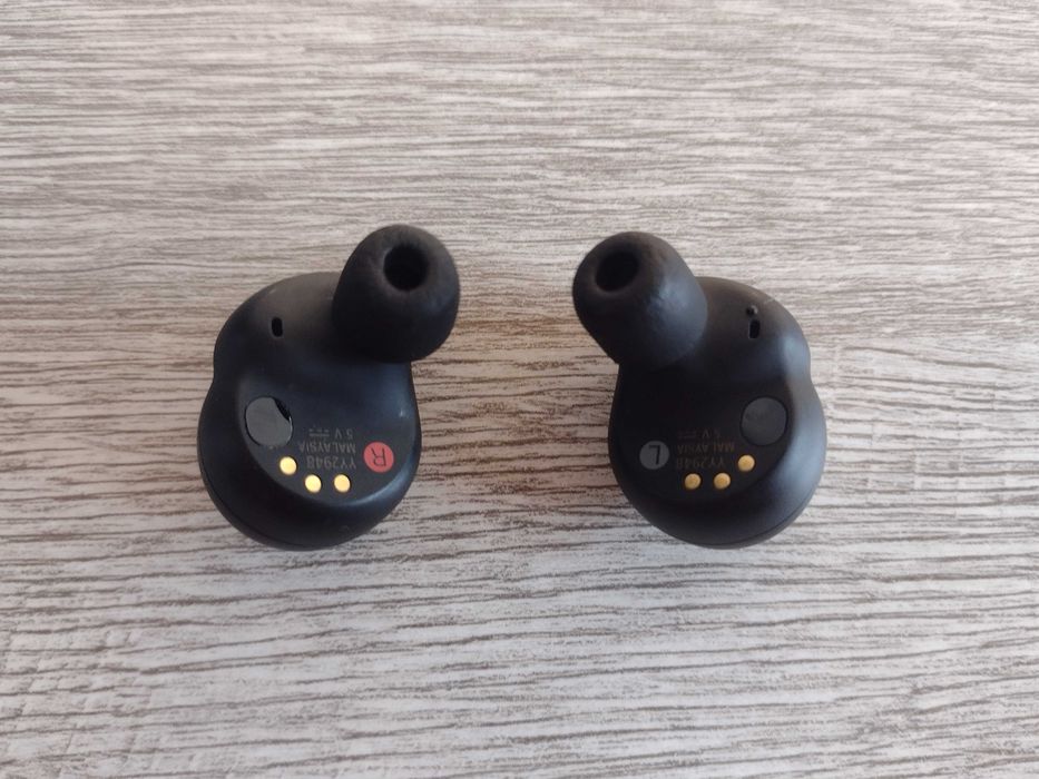 Sony WF1000XM4 безжични слушалки