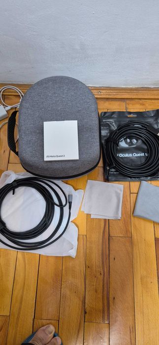 Casca VR Oculus Quest 2 + chit accesorii