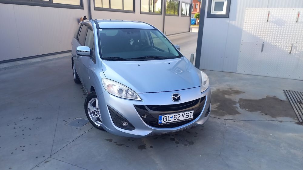Vând Mazda 5 cu 7 locuri
