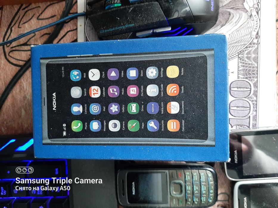 коллекция телефонов