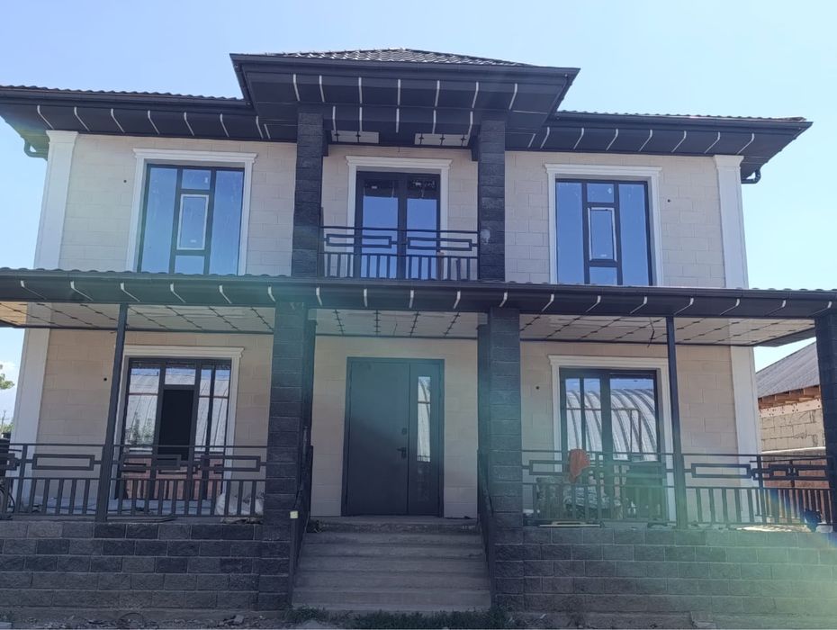 Фронтон, сайдинг, водосток, туникафон, туникабонд