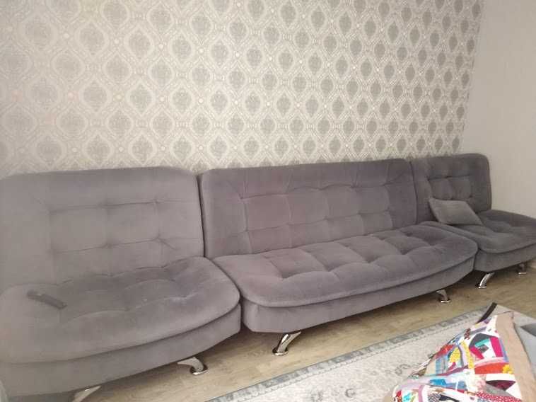 продается буу диван