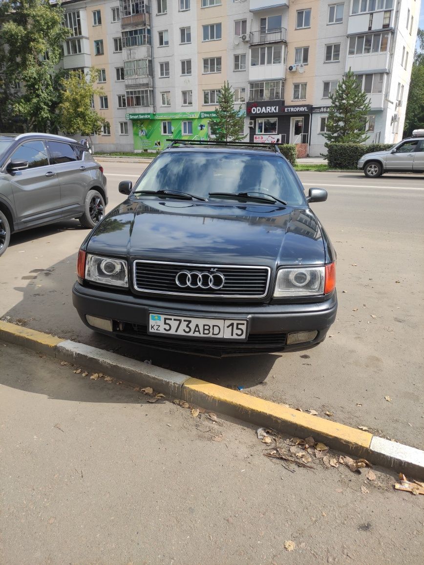 Audi , литра, коробка MT, 4вд, black, расход 10 трасса/20 город, бензиновый