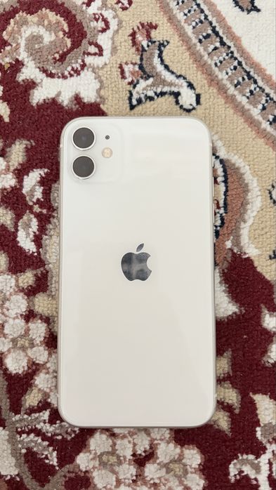 Продам Iphone 11