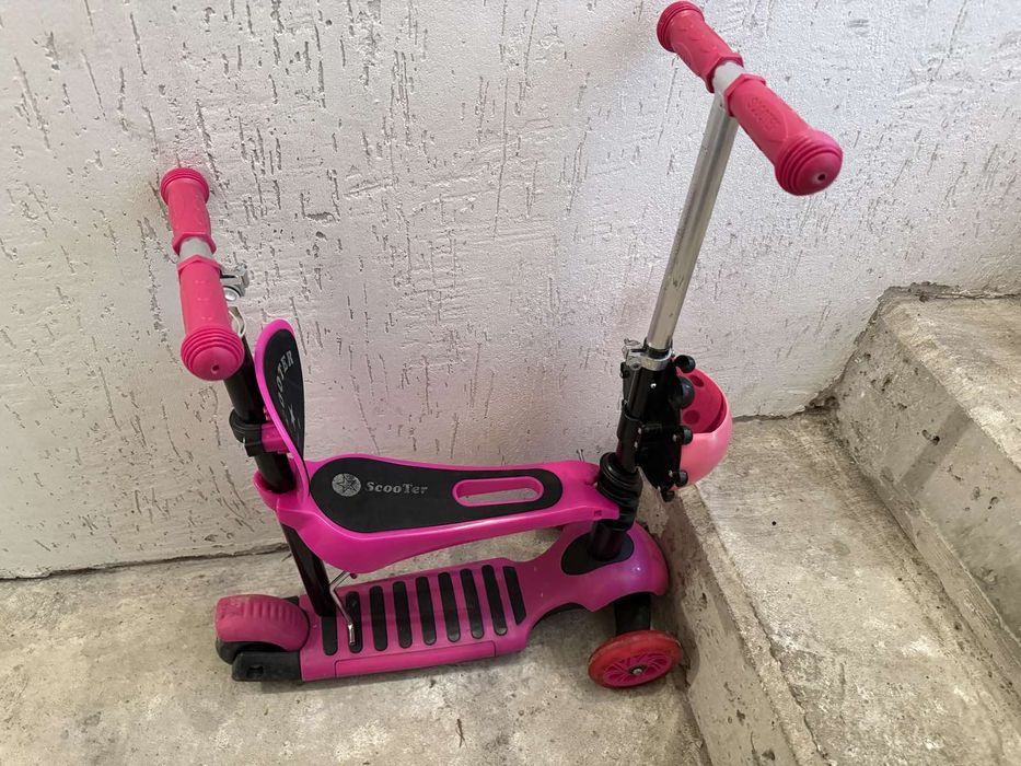 Детска тротинетка със седалка