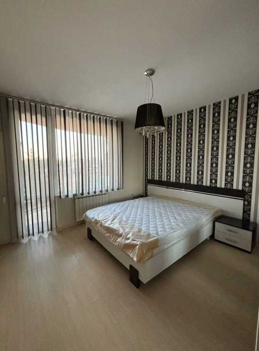 Дава се под наем Тристаен апартамент в София, Витоша - 113 кв.м за 899 € - Снимка #9