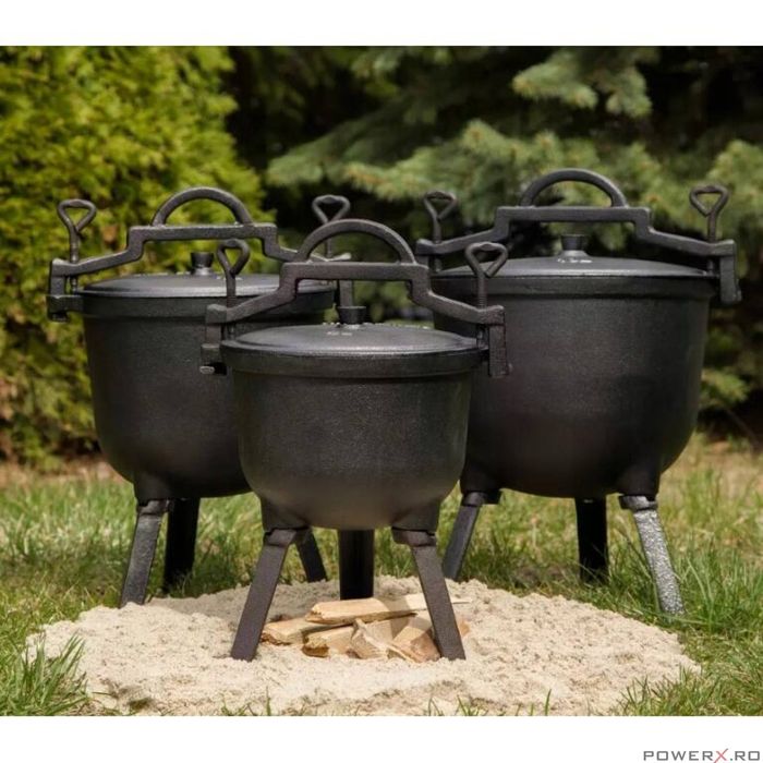 Ceaun din fonta cu picioare si capac, 10litri, negru, Kinghoff