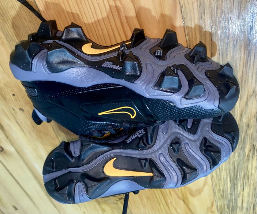 Продаются кросовки NIKE fastflex original