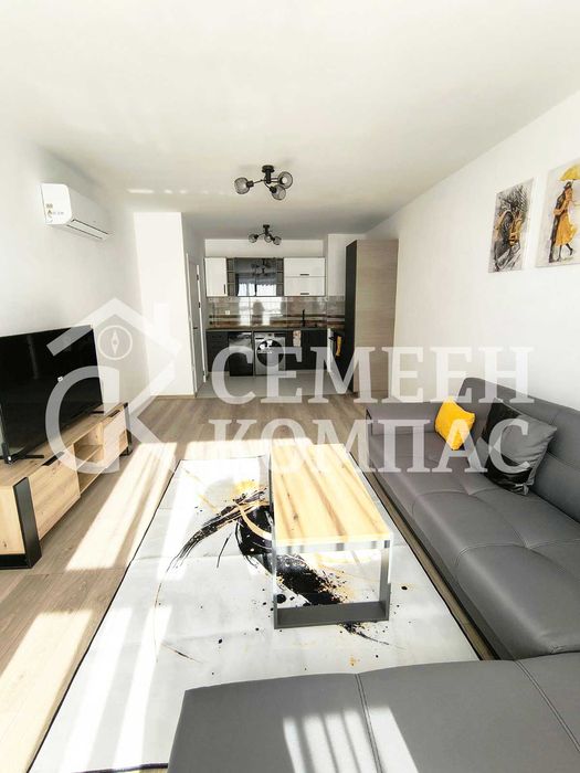 Продава се Двустаен апартамент в Пловдив, Кючук Париж - 78 кв.м за 899 €/кв.м - Снимка #2