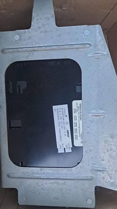 Vand Amplificator audio for Mercedes-Benz C-Class Sedan (W203) /Magazi