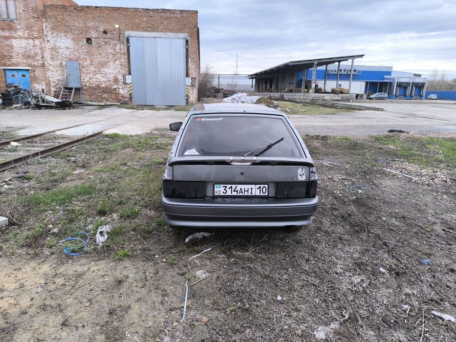 Продам Ваз 2114.  Среднее состояние