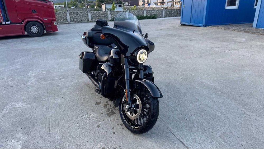 Harley Davidson Road King Special - 4000km