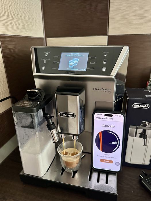 DeLonghi  Pima Donna  Class  espressor expresor cafea cappccino latte macchiato  19 bar wifi aplicatie