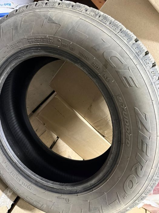 Зимние шины ICE ZERO PIRELLI R15 шипованные