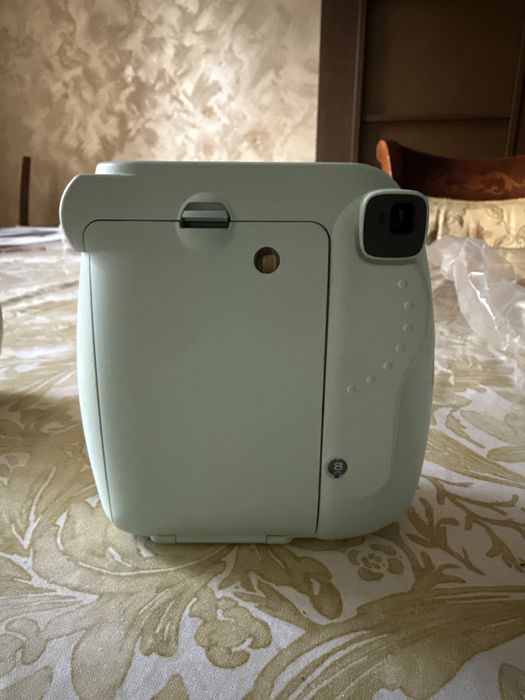 Полароид Instax mini 9 СРОЧНО до 26 августа