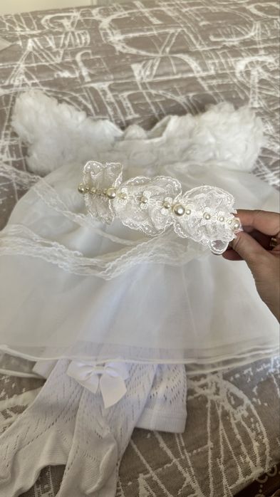 Продам нарядное белое платье