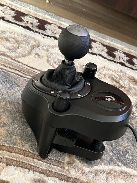 De vanzare schimbator de viteze logitech