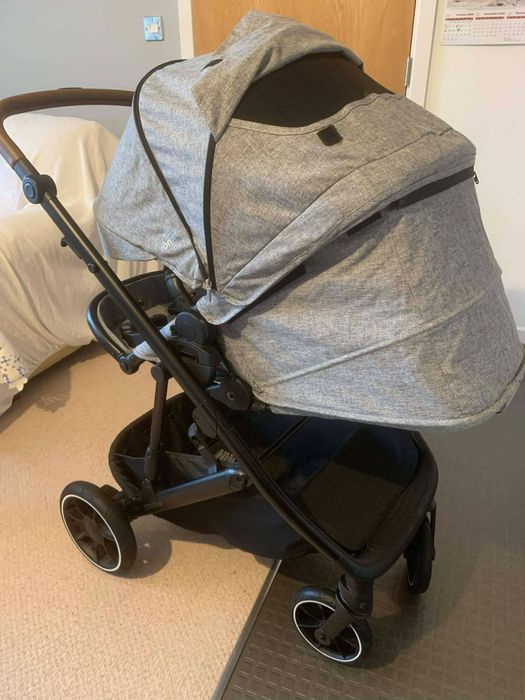 детска количка Britax Romer - Strider M в цвят Elephant Grey.