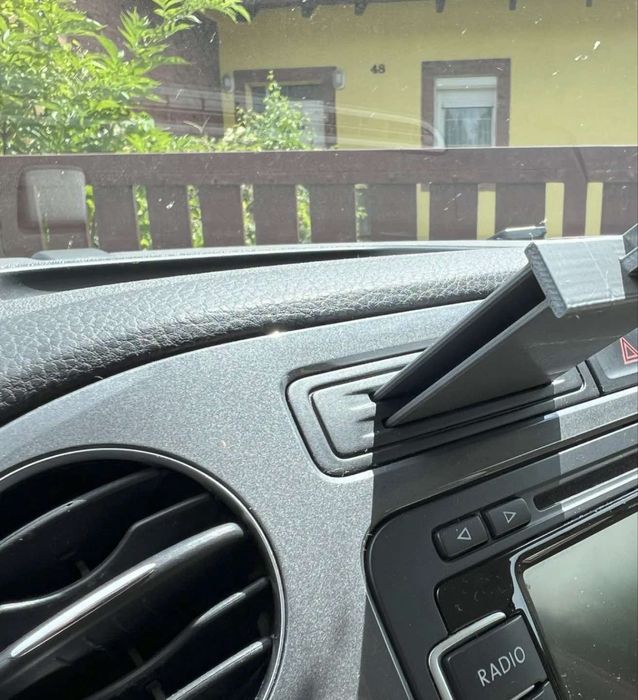 Стойка за телефон фолкваген тигуан vw tiguan