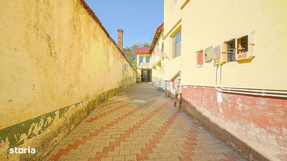 Casă individuală + corp secundar, 475 mp utili, Codlea