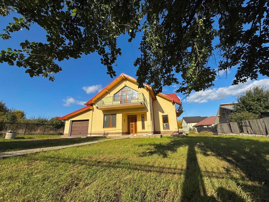Casa in Valea Adanca, Miroslava. Proprietar