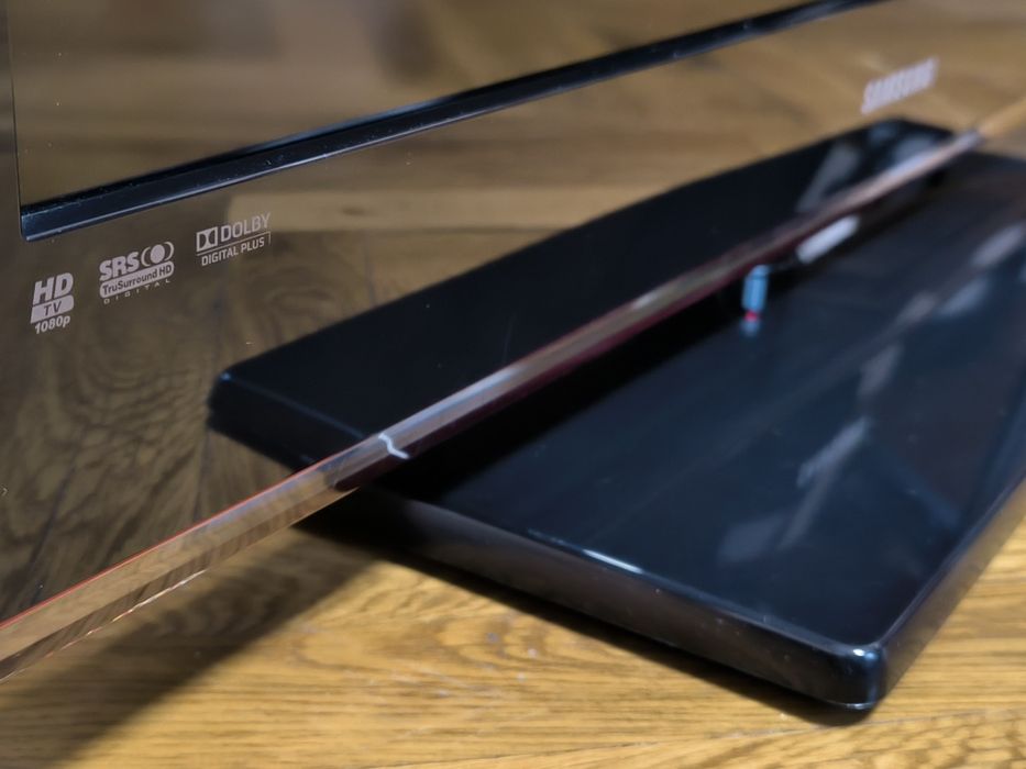 LCD телевизор Samsung 32 инча