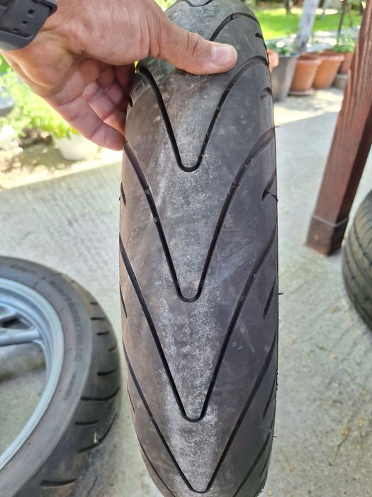 Vând roti motor Yamaha