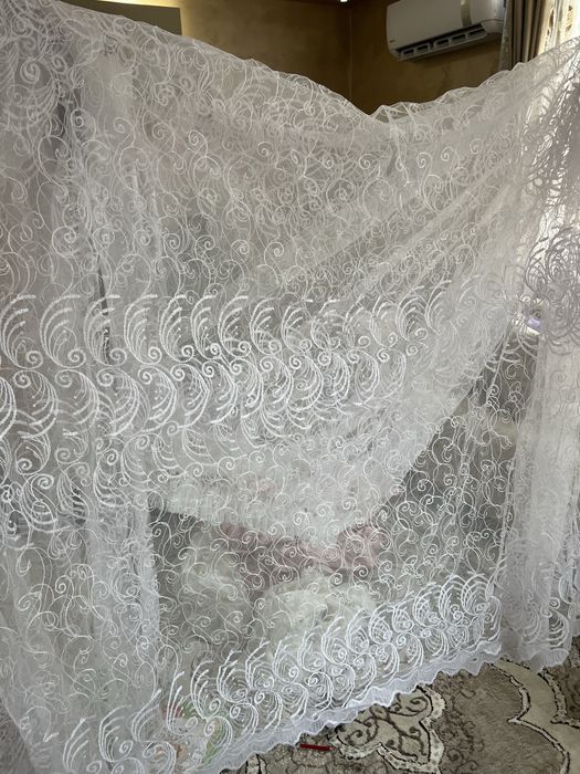 Перде в отлично състояние