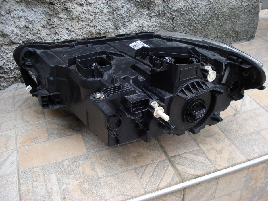 фар десен LED BMW X1 F48