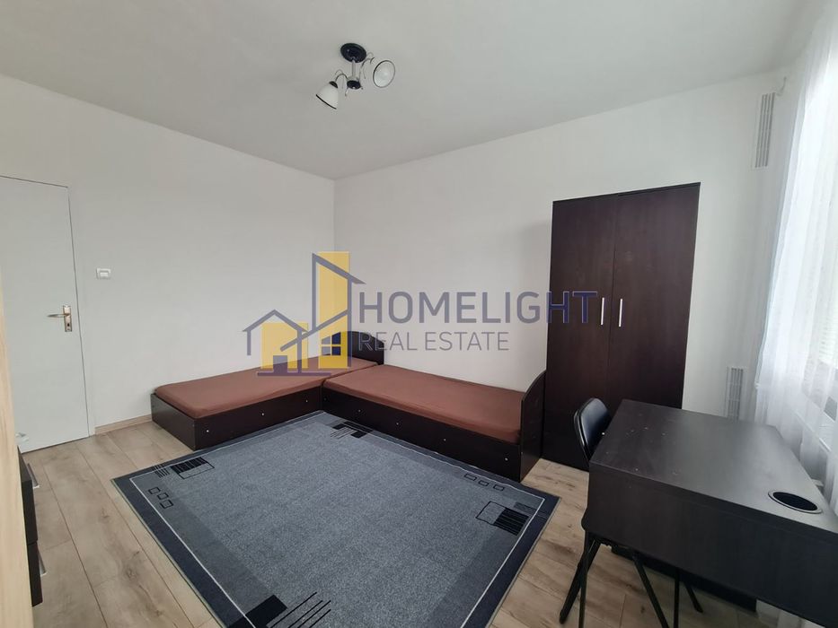 Продава се Тристаен апартамент в София, Левски В - 95 кв.м за 6 €/кв.м - Снимка #7