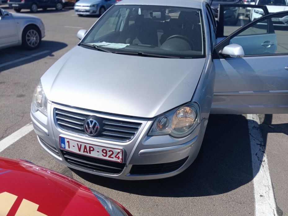 Vând vw polo 2009 în stare perfectă.