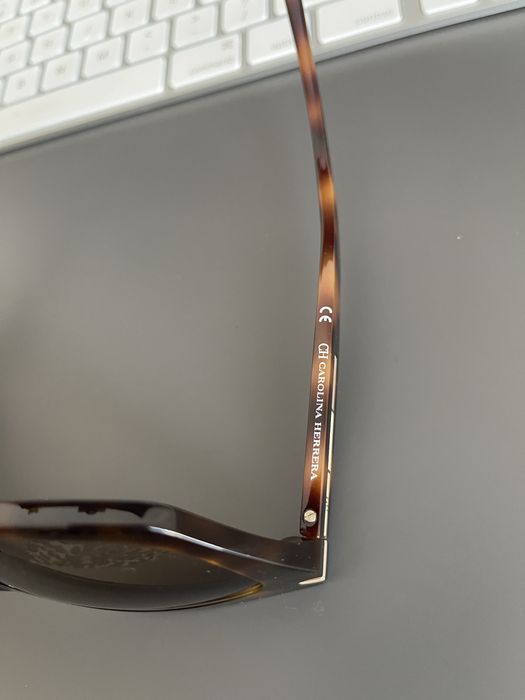 ochelari de soare Carolina Herrera